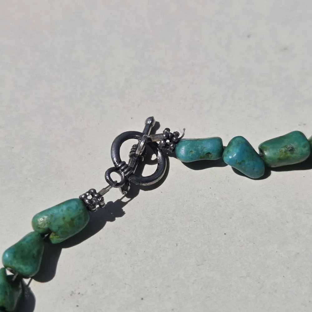 Vintage Turquoise Stone Beaded Pendant Necklace Teal Green Toggle Clasp